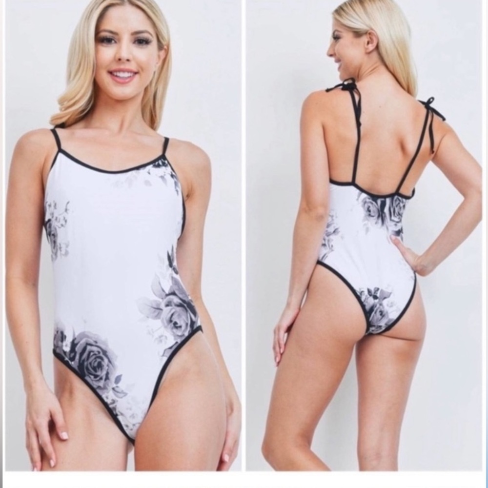 black&white one piece bikini size small